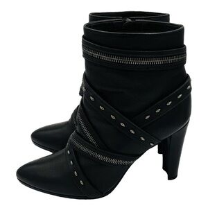 Stuart Weitzman Black Ankle Boots with Zipper Detail - Never Worn